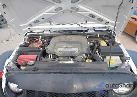 2013 Jeep Wrangler Unlimited Sport z USA, uszkodzony, nr VIN 1C4BJWDG5DL622985